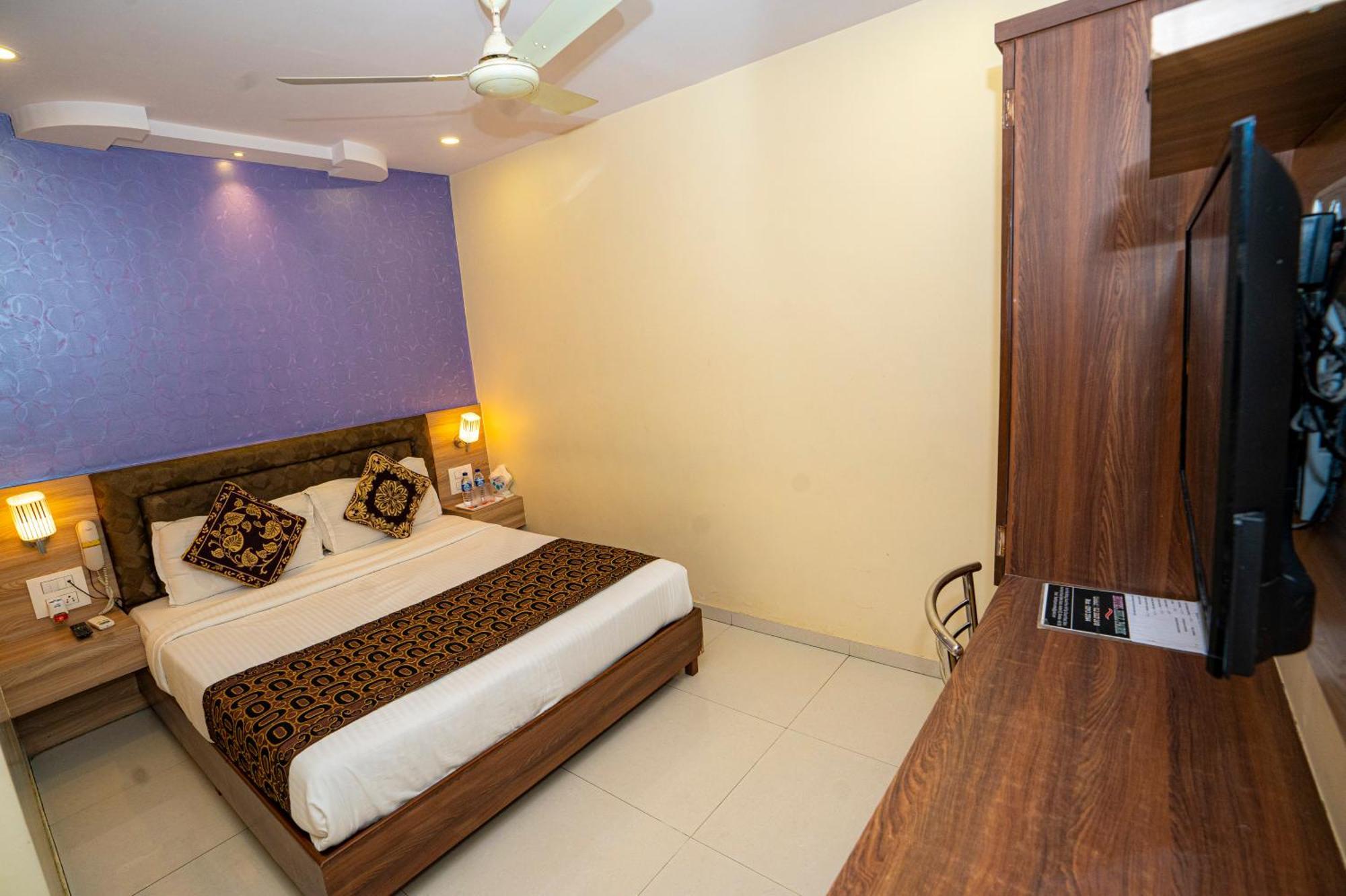 Hotel Hill Park Mumbai Eksteriør bilde
